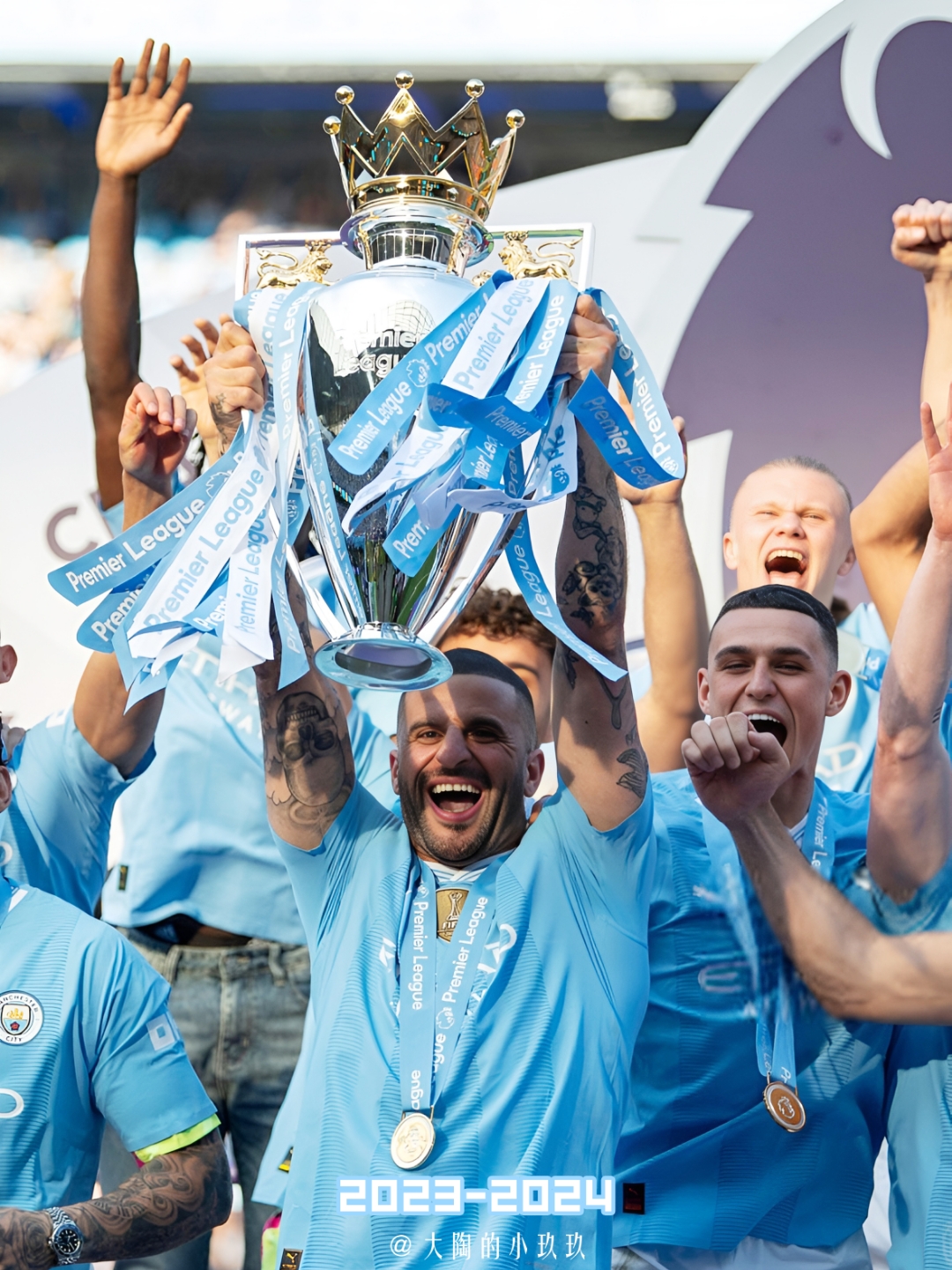 曼联中场获得英超最佳表现奖 曼联中场获得英超最佳表现奖